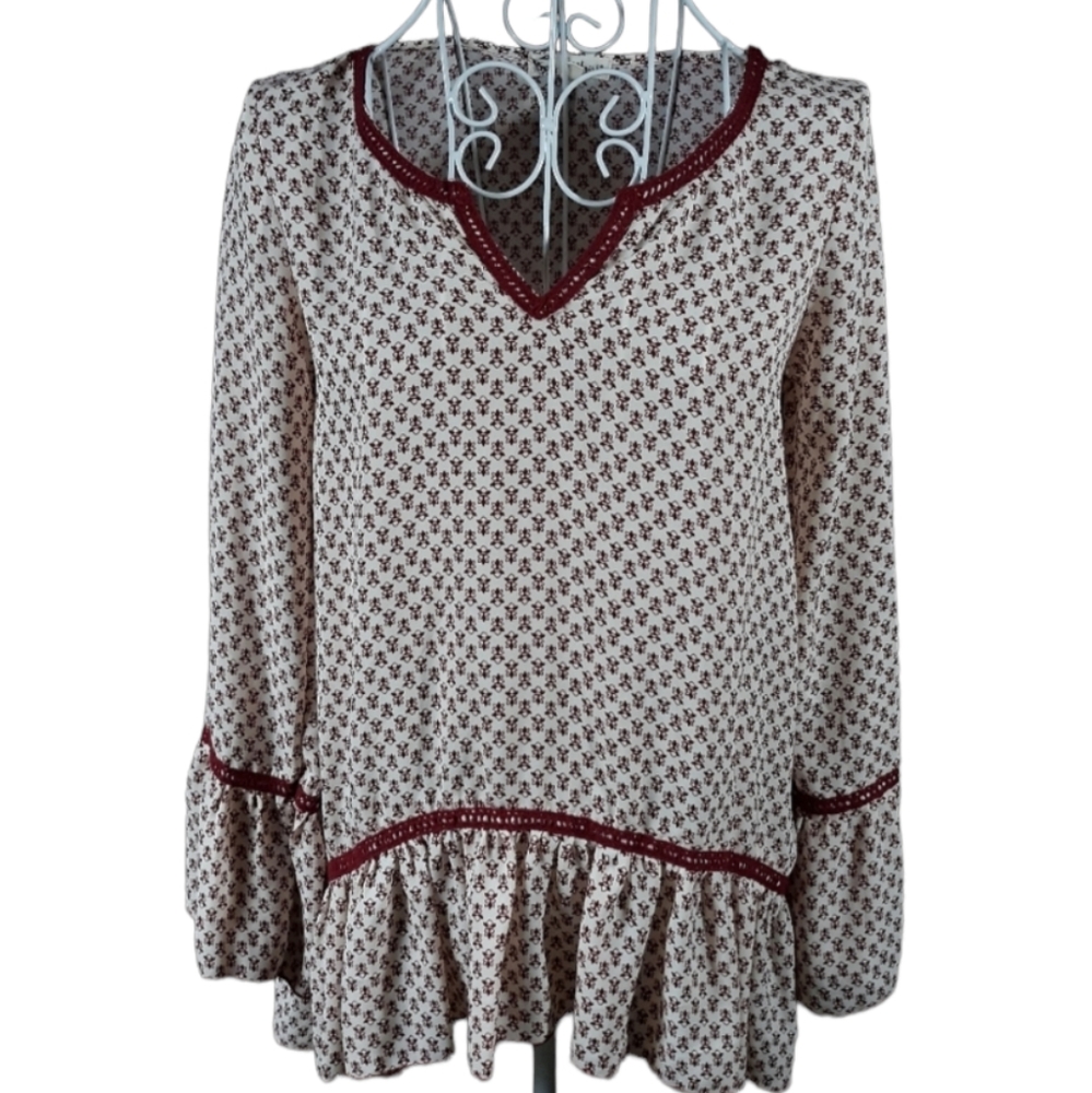 About a Girl Bell Sleeve Boho Top SZ XS